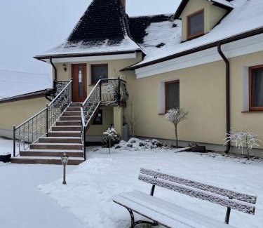 Oravsky Podzamok House | Penzión U dvoch levov