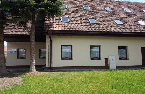 Liptovsky Trnovec House | Penzión Zátoka