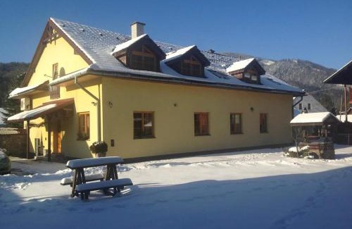 Liptovska Osada House | Penzion HACIENDA