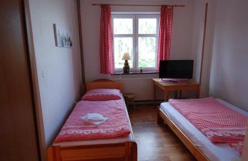 Krasna House | Penzion Sokolovna Krásná