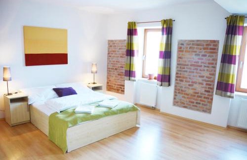 Znojmo House | Penzion Solnice