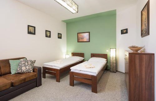 Lipany House | Penzion Troja