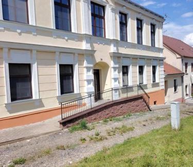 Uhercice House | Penzion Zamecek