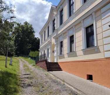 Uhercice House | Penzion Zamecek