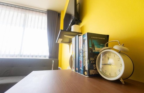 Don Muang Apartment | Peony's Home - Deluxe King Room