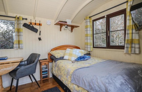 Hadlow Down House | Perch Hut