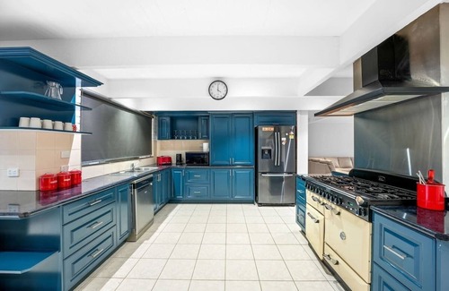 Cranboune South House | Perfect Family Getaway in Cranbourne South!