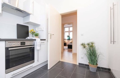 Frohnhausen Apartment | Perfect for 3 | 10min zur Messe, Netflix, Kitchen