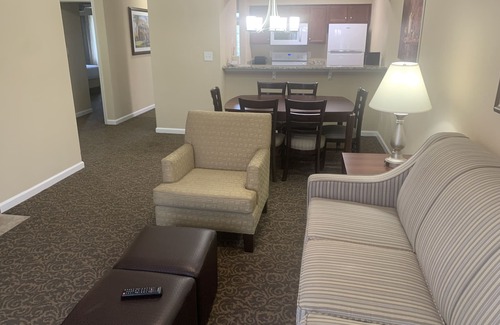 Berkeley Condo | Perfect for Williamsburg/Busch vacation. 2BDR/2BA (6)