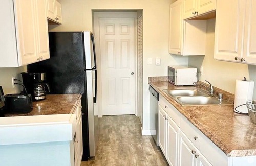 Lakewood Apartment | Perfect Private Retreat Near Beaches & Downtown!