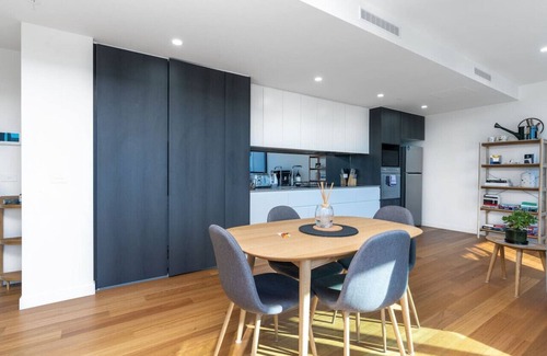 Braddon Apartment | Perfectly Located Apartment near Canberra Centre