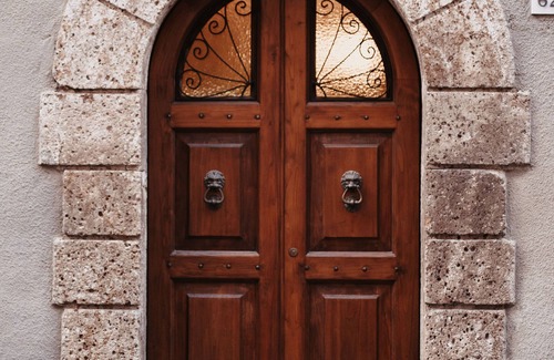 Tolfa House | Pergi Palace