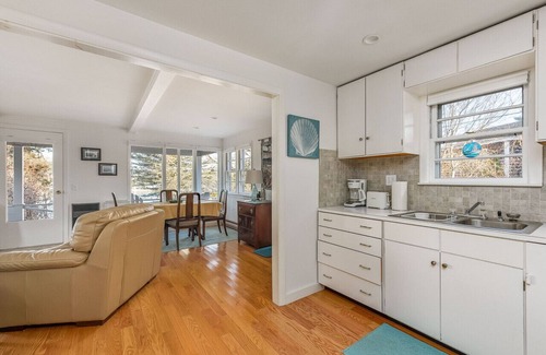 Southport Cottage | Periwinkle by Sea Maine