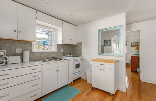 Southport Cottage | Periwinkle by Sea Maine