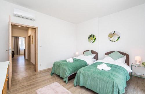 Hradec Kralove Apartment | Perla Hradce 201