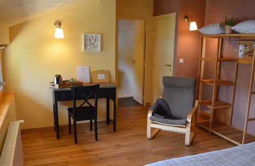 Monlet Bed & Breakfast | Perle room bathroom - La maison du Lac