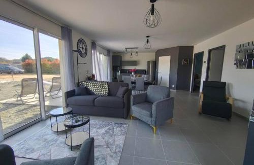 Saint-Romain-sur-Cher House | Perroquet & Koala 2 logements 10min du zoo de Beauval et proche château