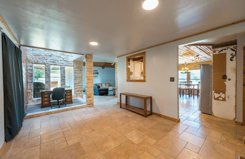 Midland House | Pet-Friendly 3BR Furnished Home w/Large Yard