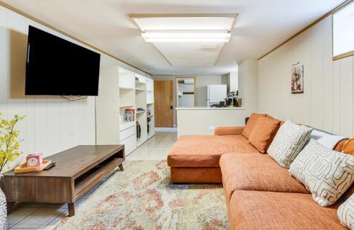 Evanston House | Pet-Friendly Abode, 2 Mi to Dtwn Evanston!