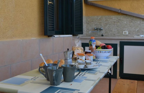 Torre dell'Orso Apartment | Pet-friendly Apartment Bilo per 4 a Torre dellOrso PT01 with A/C & Balcony