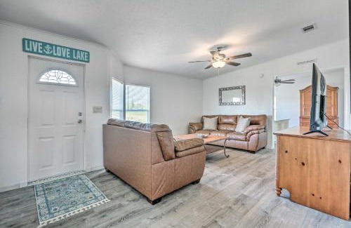 Clewiston House | Pet-Friendly Home 10 Mi to Lake Okeechobee!