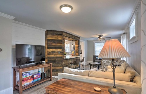 Willoughby House | Pet-Friendly Home - half Mi to Downtown Willoughby!