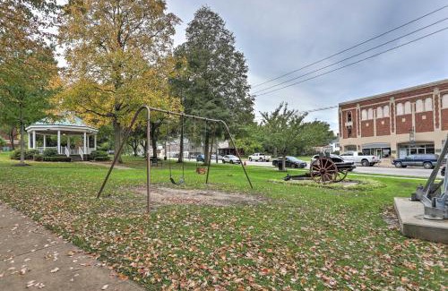 Willoughby House | Pet-Friendly Home - half Mi to Downtown Willoughby!