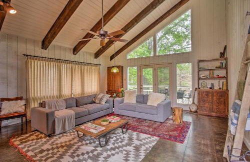 Athens House | Pet-Friendly Lake Athens Home with Fireplace!