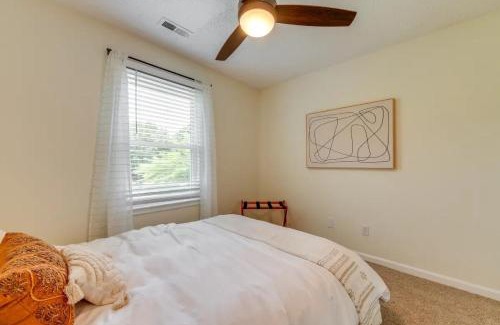 Mount Mourne House | Pet-Friendly Mooresville Escape with Fenced Yard and Lake Access