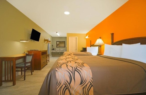 Aransas Pass Hotel | Pet Friendly Room by Aquarium + Parking, Close to Attractions