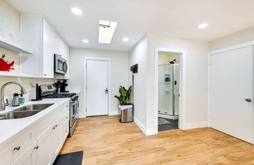 Lincoln Acres Apartment | Pet-Friendly San Diego Studio ~ 14 Mi to Downtown