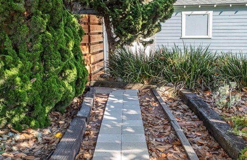 University Heights Apartment | Peterson Retreat In The Heart Of San Diego 1 Bedroom Apts by RedAwning