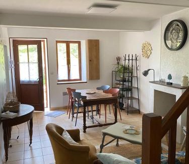 Montreuillon House | Petit cocon au cœur du Morvan