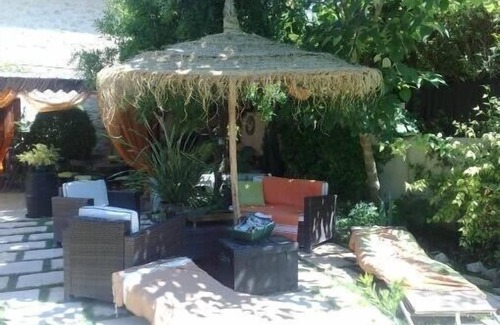 Robion House | Petit Mas In Campaign