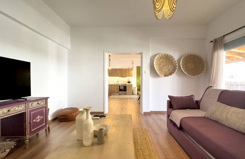 Kallithea Apartment | Phaedrus Living: Kallithea Heights Residence