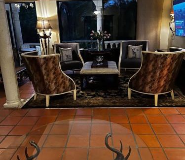 Biggar Villa | Phillips Creek Villa