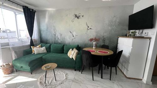 Pila Apartment | Piła- balkon-3 osoby-2 łóżka-przytulny apartament