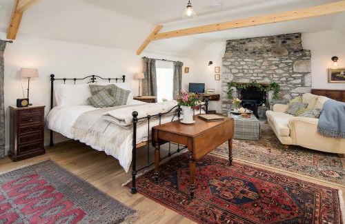 Kirk Yetholm House | Pigeon Loft