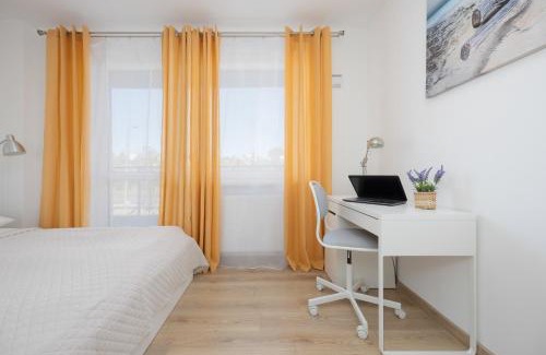 Ursynow Apartment | Pileckiego Air-Conditioned Apartments with Parking & Balcony by Noclegi Renters