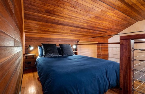 Derby Apartment | Pilgrim Blue, Derby - Two charming apartments in the heart of Derby