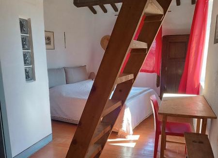 Mengara House | Pilgrim Rooms