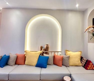Khlong Toei House | Pillow BKK Bliss townhome 5BR,7TL near BTS&MRT QSCC