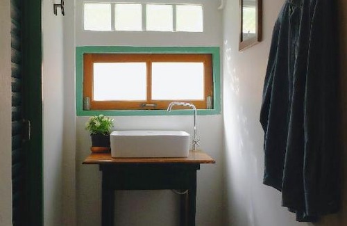 Bangkok Bed & Breakfast | Pimthong Place