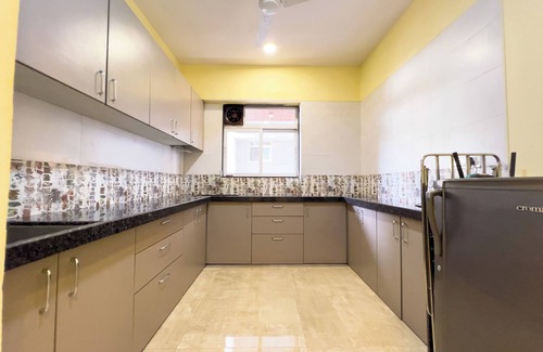 Vile Parle East Apartment | Pinaki Comfort Stay, Vile Parle - Near Airport