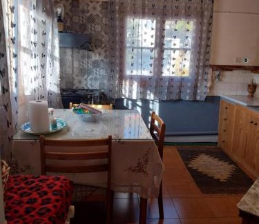 Mavranaioi Apartment | Pindos Mountain View Rooms