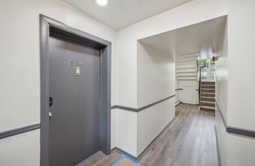 Newark Apartment | Pine Brook 1302 I Pool Gym I Free Parking !