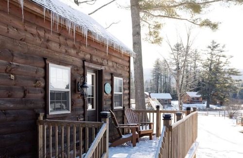 Bethlehem Cabin | Pine Cabin, 1BR Log Cabin
