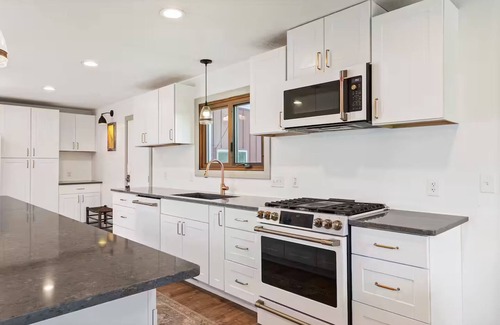 Baldwin House | Pine Lake House