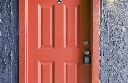 College Station Apartment | Pine Ridge sQuad - A - 2Br/1Ba, Pet Friendly & minutes from A&M!