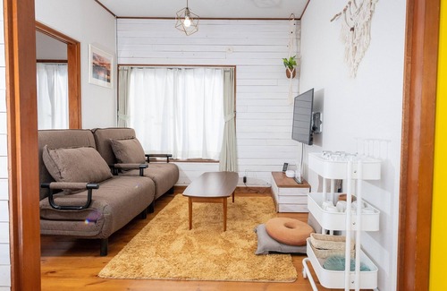 Koshigoe Apartment | Pine Tree